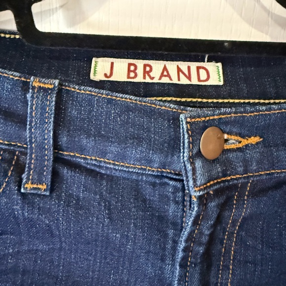J Brand Women' dark denim jeans - Picture 4 of 5